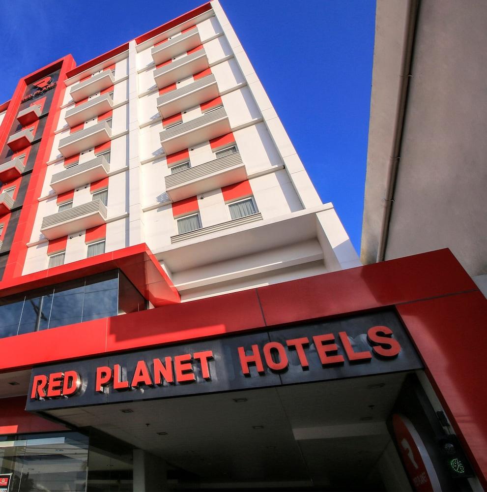 Red Planet Davao Hotel Exterior photo